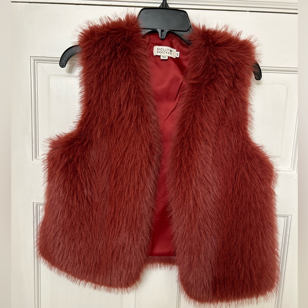 Faux Fur Red Vest Small Molly Bracken
